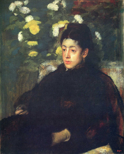 Mademoiselle Malo in entryway