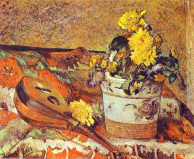 Mandolina and Flowers in dining room