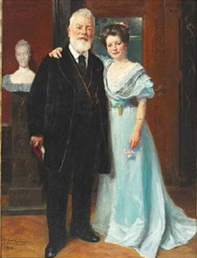 Portrait of Dr. Phil. Brewer Carl Jacobsen with his youngest daughter in dining room
