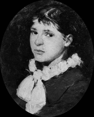 Portrait of the girlfriend in home office