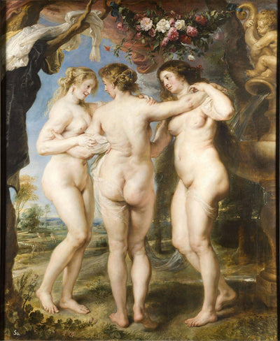 The Three Graces in apartment