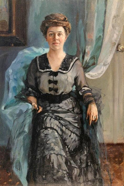 Portrait of the wife of aviator S. Utochkin in dining room