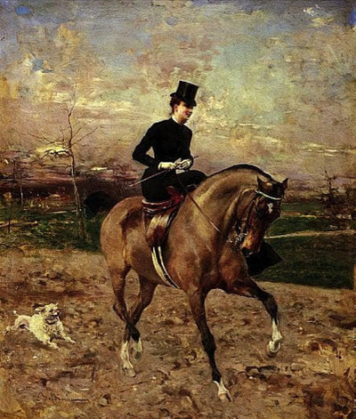 The amazon (Alice Regnault) in entryway