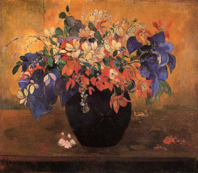 Vase of flowers in living room